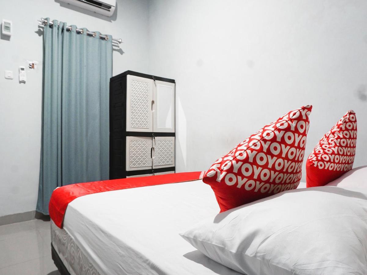 Spot On 92221 Cahaya Hotel Makassar