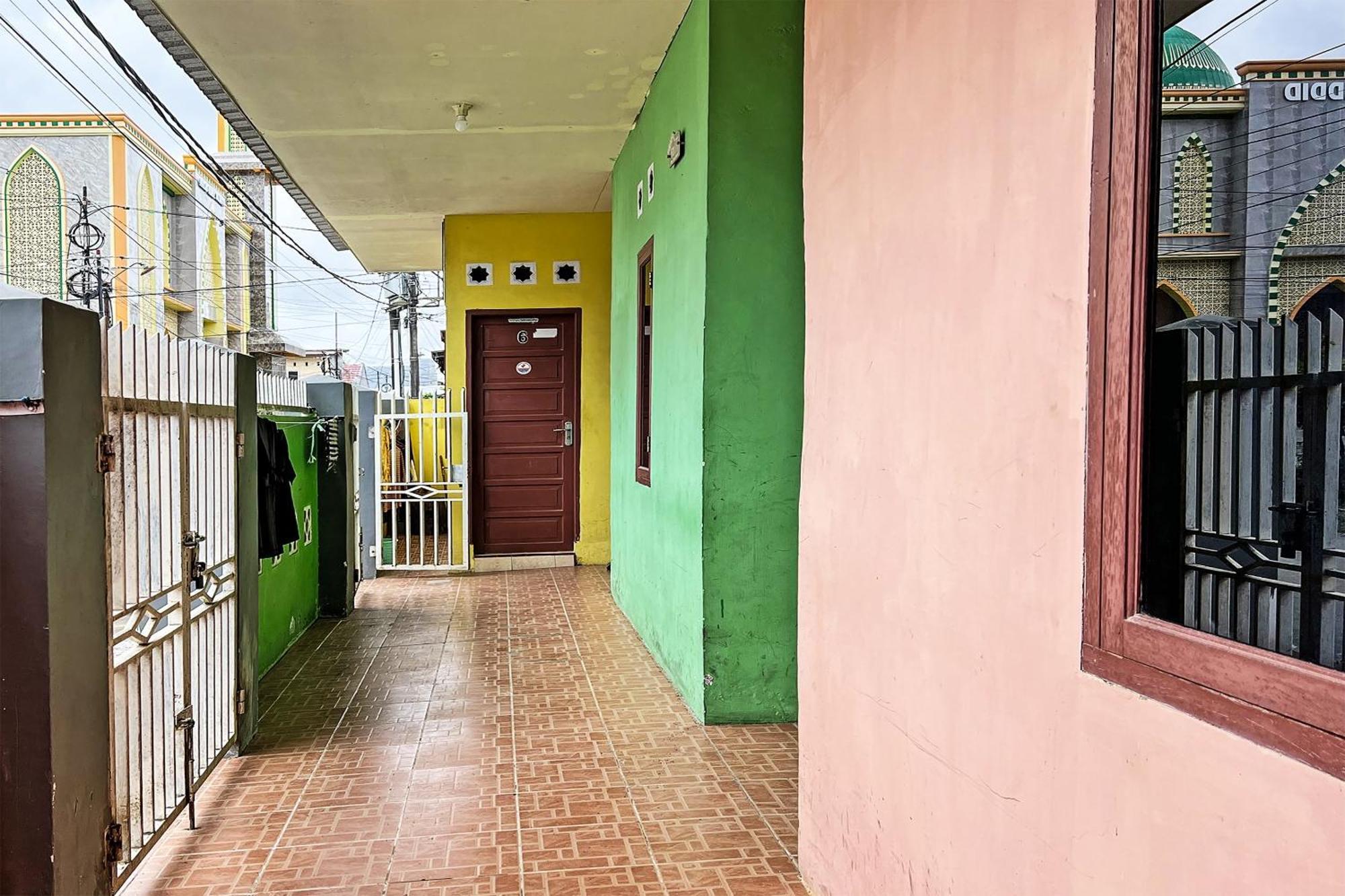 Hotel Spot On 92221 Cahaya 2*